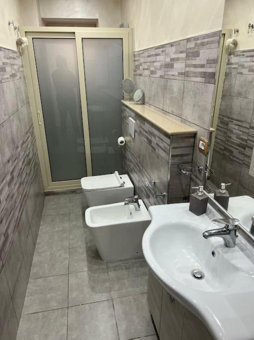 Bianca House Apartment คาตาเนีย ภายนอก รูปภาพ